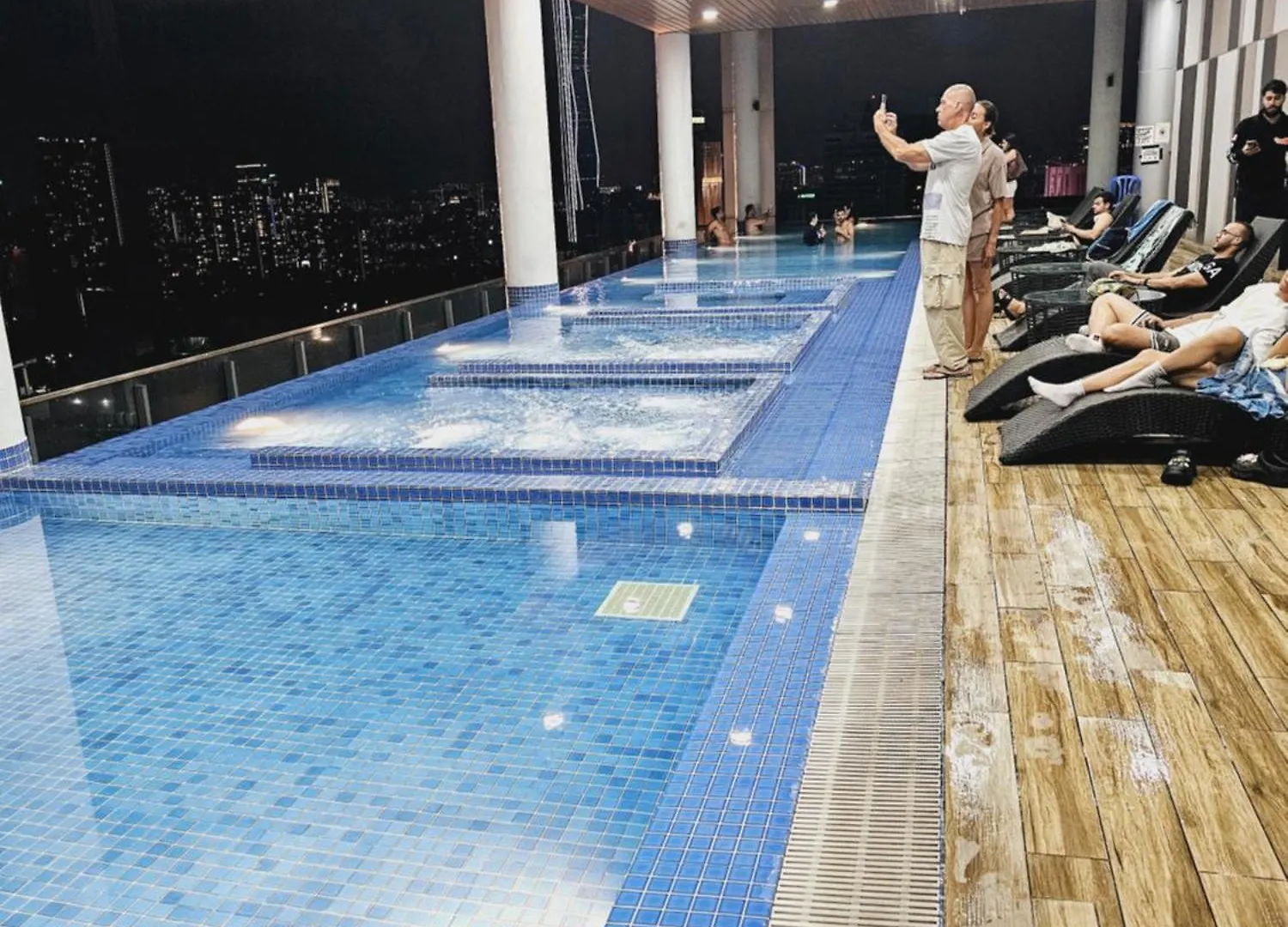 Colony Infinitum Suites Kuala Lumpur By Kamrul 0*,